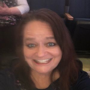 Meet your Posher, Annette